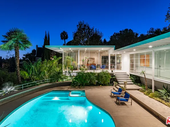 2300 N Edgemont St, Los Angeles, CA 90027