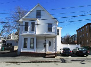 54 Andrews St, Lowell, MA 01852