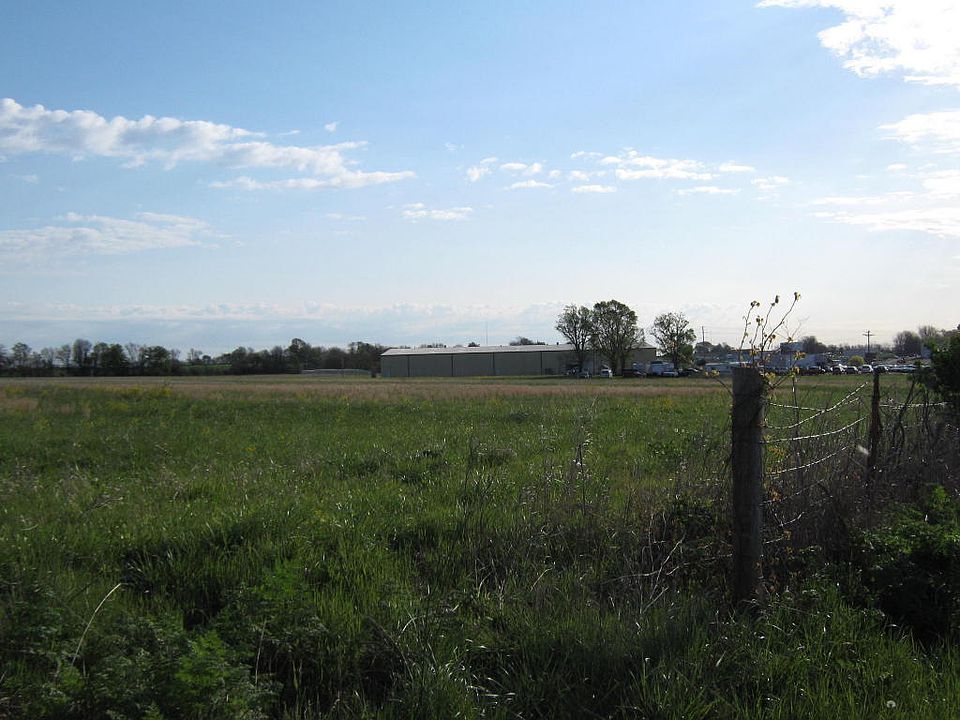 2nd image of 6149 W Us Highway 60