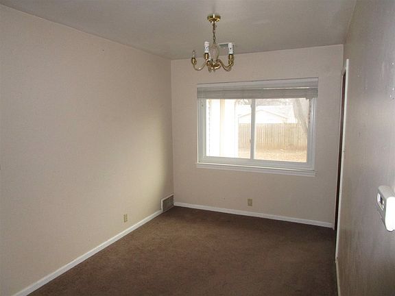 5th image of 1329 Terrace Dr