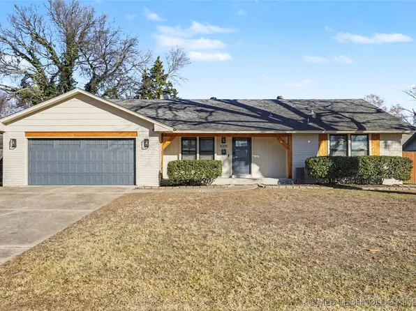 4205 E 52nd St, Tulsa, OK 74135