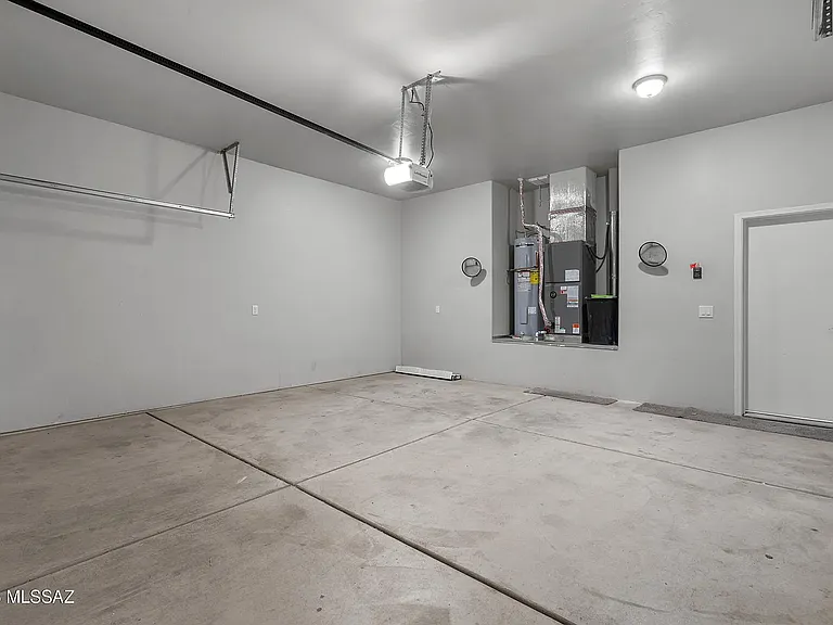 156 E Stone Ct — Photo 27