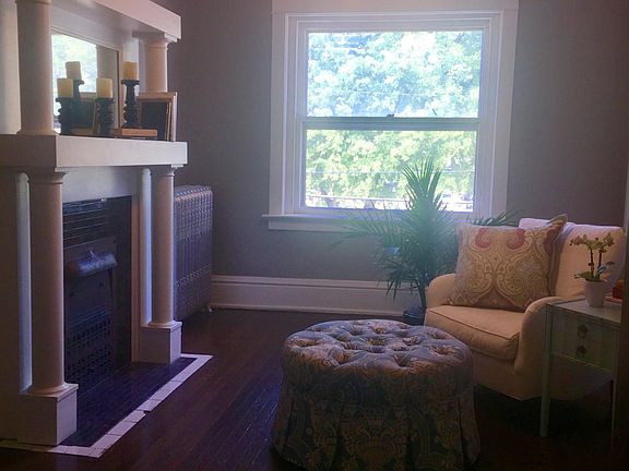5th image of 609 W 33rd St APT 2E