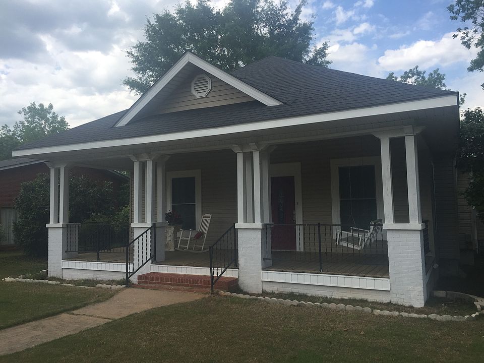 1st image of 105 King St