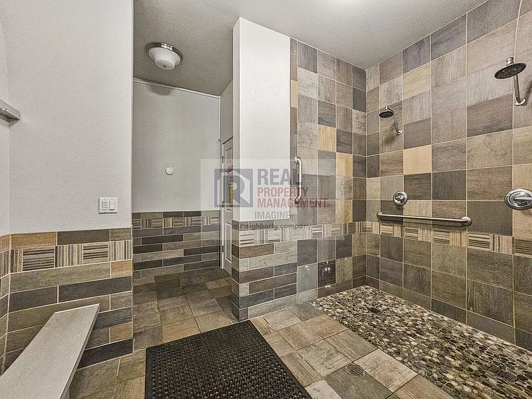 13207 97th Ave E #301 — Photo 36