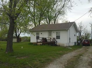 721 W Lincoln St, Hawk Point, MO 63349