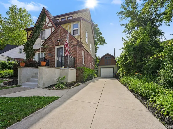 150 Ontario Rd, Pontiac, MI 48341
