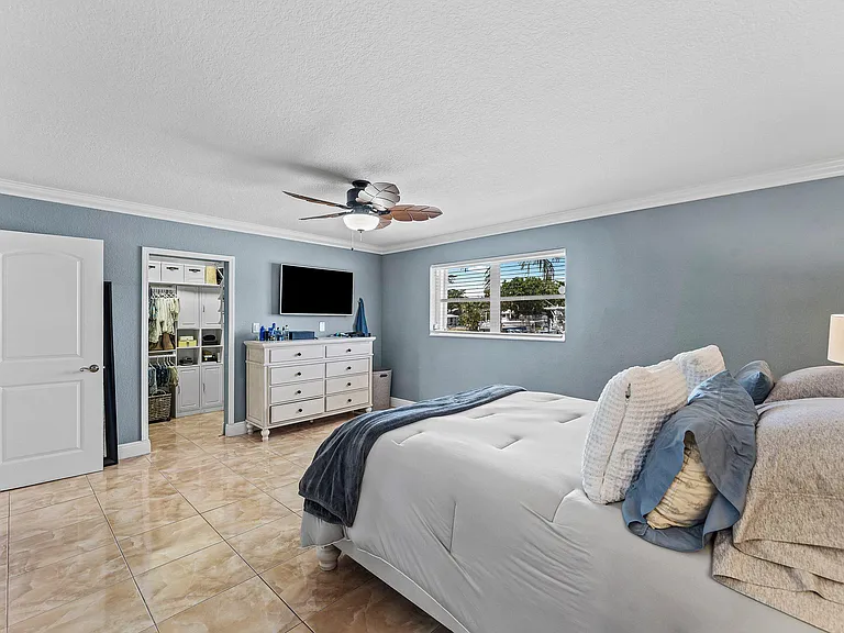4481 SW 37th Ave — Photo 22