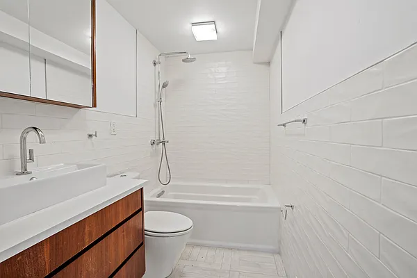 Sold by Compass | media 20