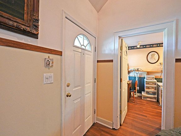 5th image of 3807 Lonsdale St