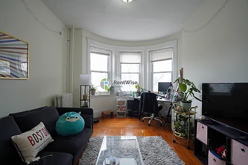 80 Brighton Ave #4 Photo 1