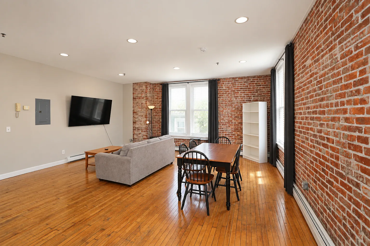 74 Carroll St — Photo 3
