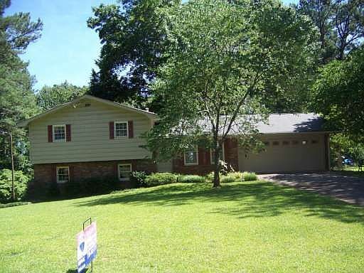 2nd image of 4855 Jennifer Ln