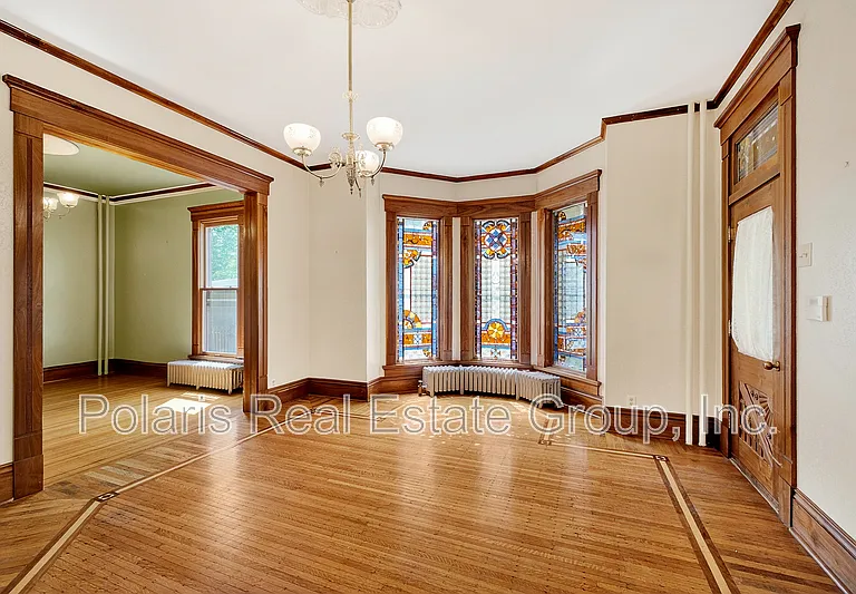 1507 Broadway St — Photo 7