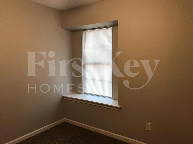 6418 Fawn Hollow Cir S — Photo 12
