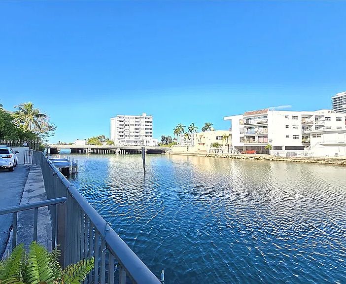 1st image of 6937 Bay Dr APT 309
