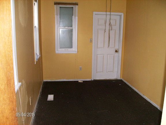 5th image of 612 Vista Ln