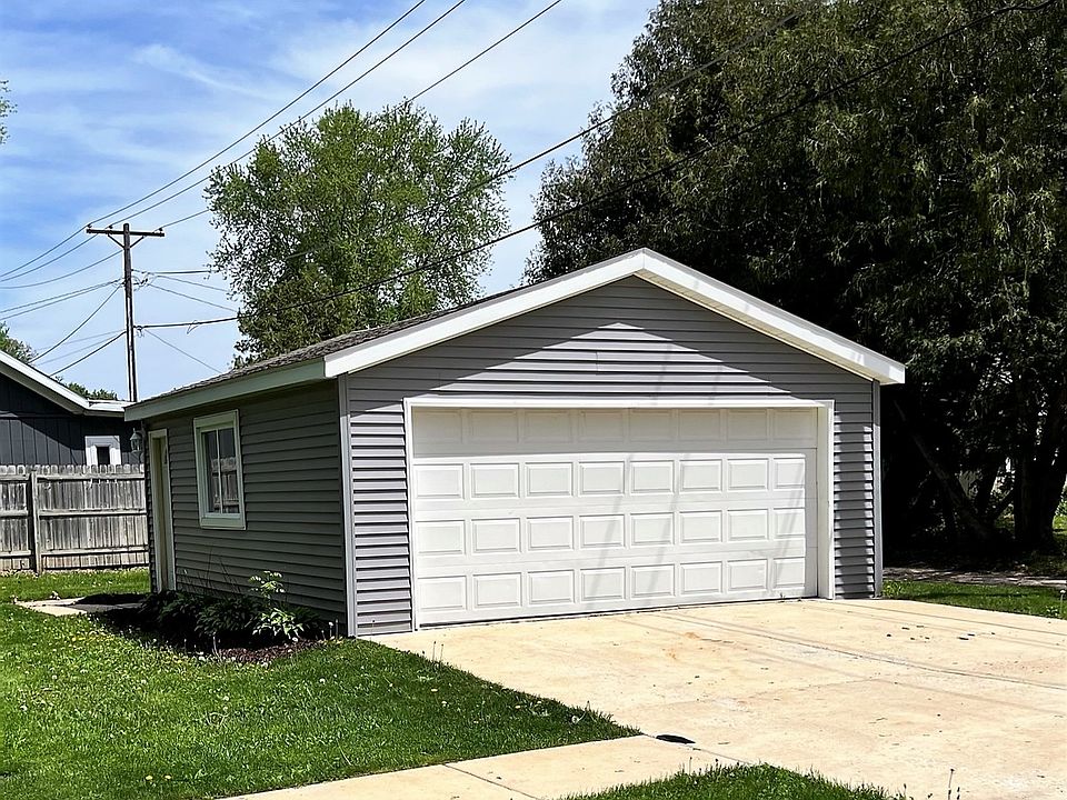 123 W Middle St, Franklin Grove, IL 61031 Zillow