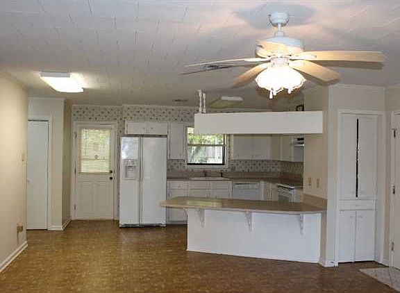 4th image of 155 Orchid Dr