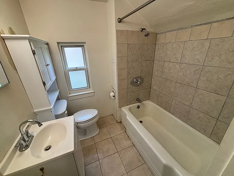 3005 Laketon Rd — Photo 24