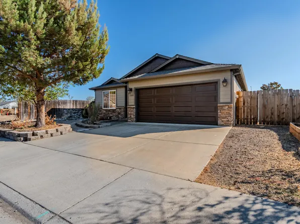 7540 Rocio Dr, White City, OR 97503