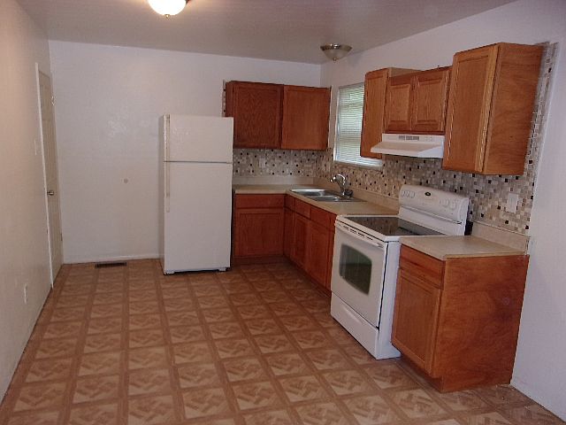 1st image of 10420 Prince Dr