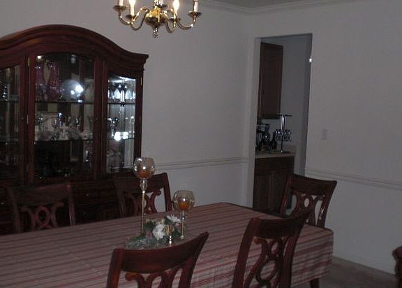 3rd image of 140 Portside Ct