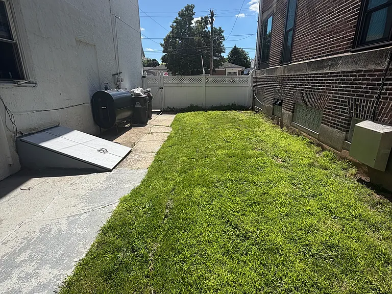Side yard