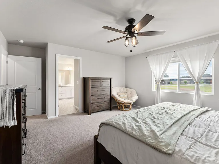 3273 Hanna Dr NE — Photo 22