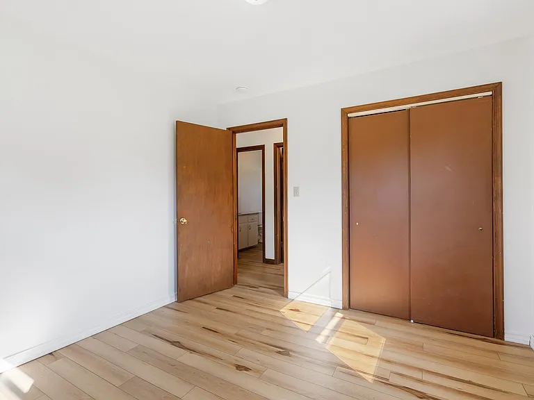 1415 W Inman Rd — Photo 17