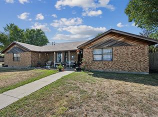 7202 NW Willow Creek Dr, Lawton, OK 73505