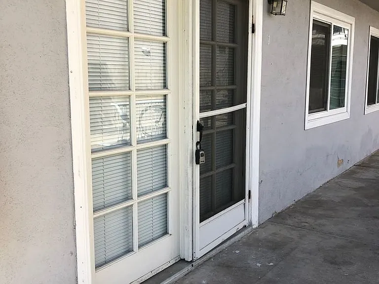409 California St — Photo 3