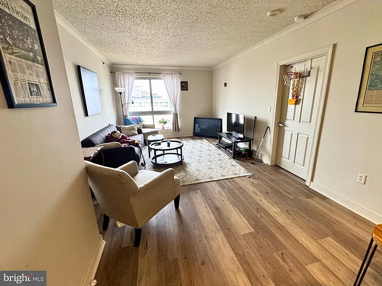 777 7th St NW #1006 — Photo 7
