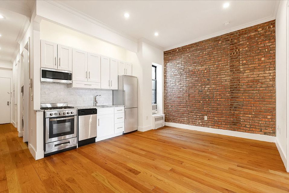 1st image of 145 W 4th St #7AA