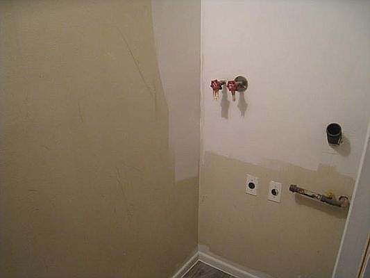 5th image of 25-54 12th St #5B
