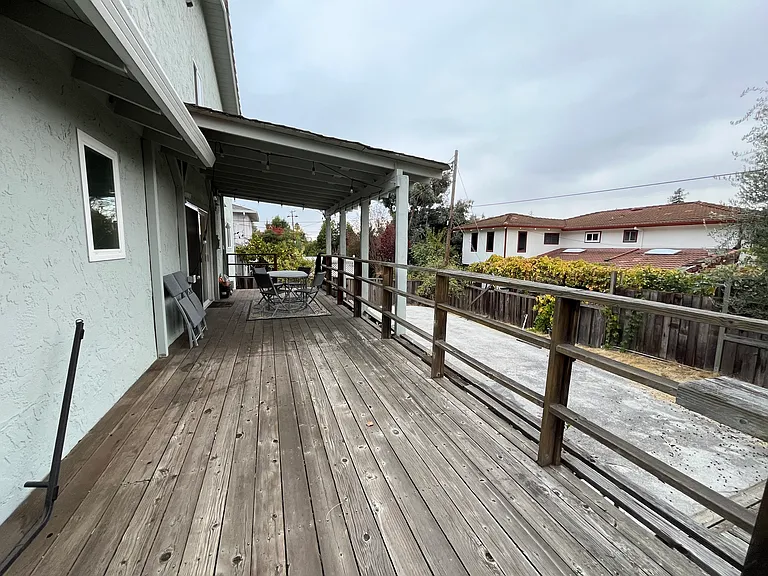 10813 Hubbard Way — Photo 14