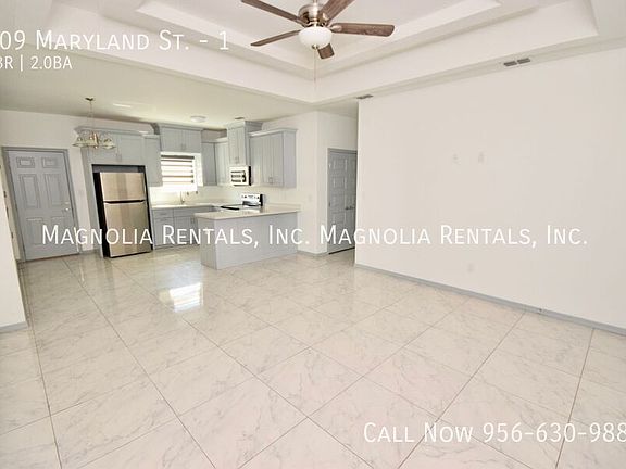 4th image of 809 S Maryland St #1