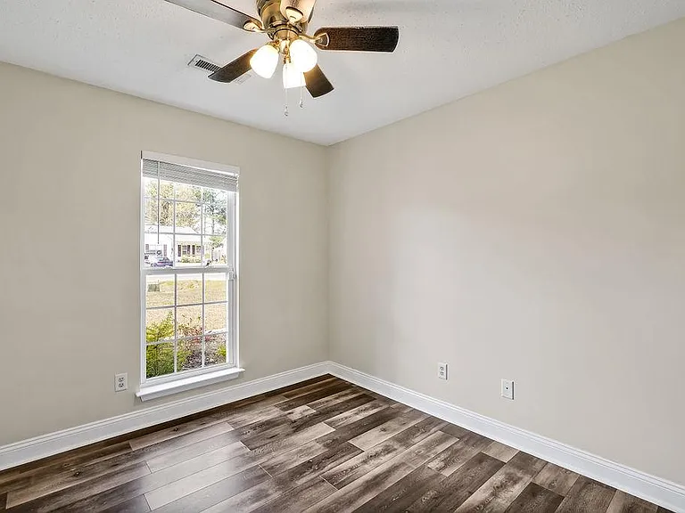 Guest bedroom #2 or office