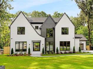4091 Oak Forest Dr NE, Brookhaven, GA 30319