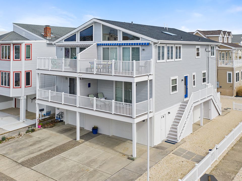 1st image of 7813 Roberts Ave S #1