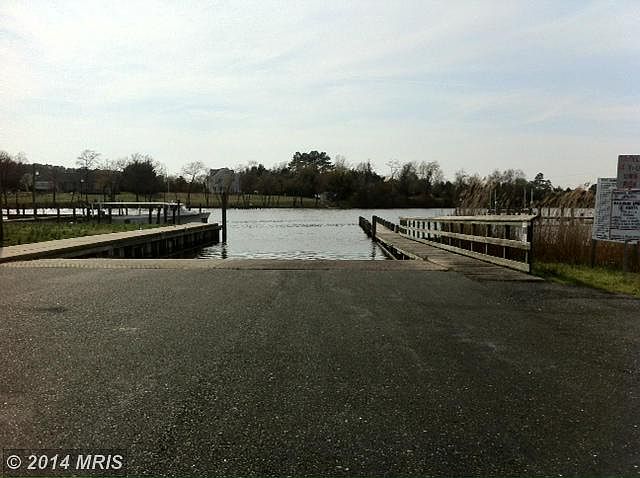 2nd image of 6103 Red Haven Rd