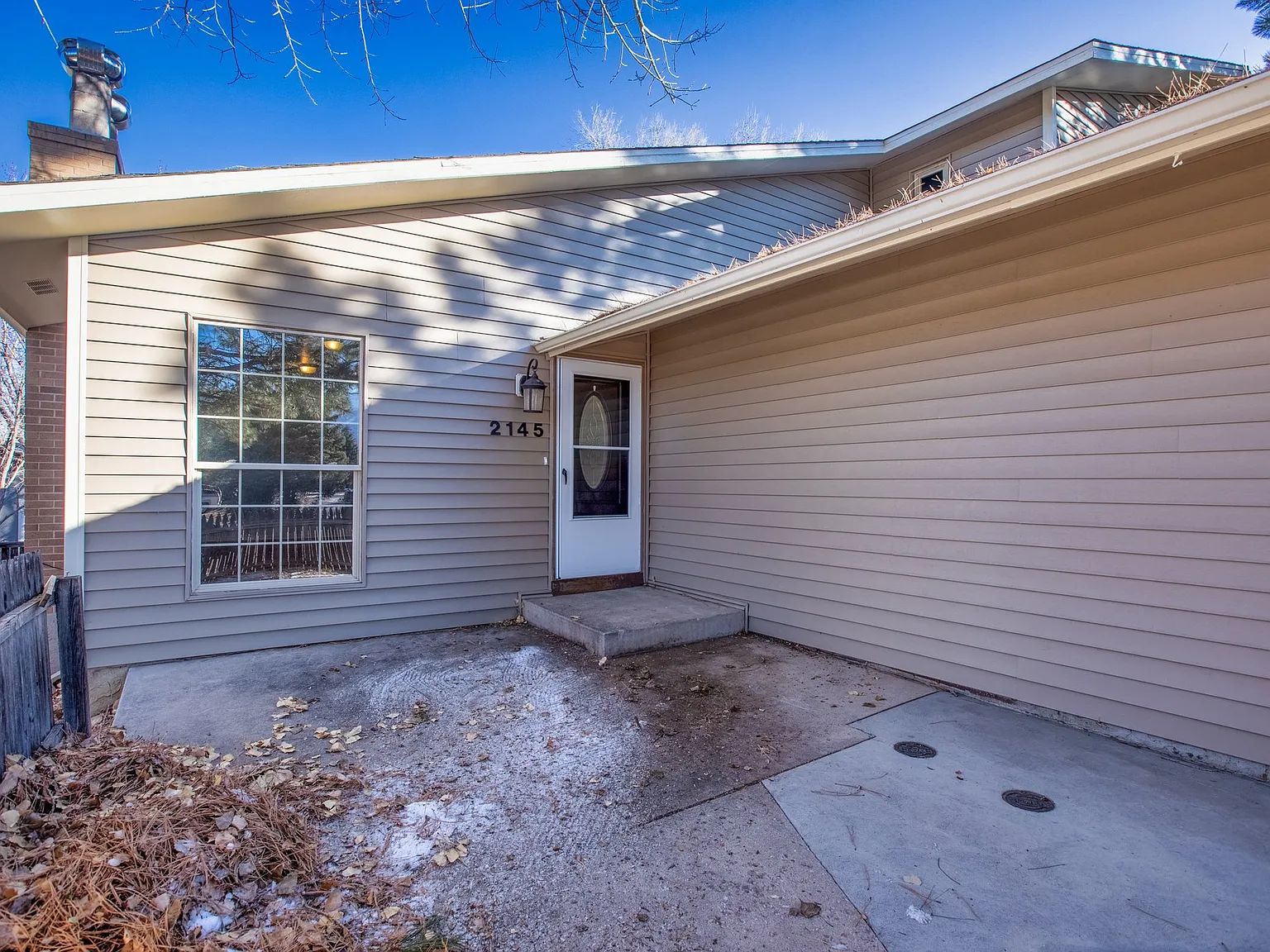 2145 Broadmoor Rd Circle — Photo 3