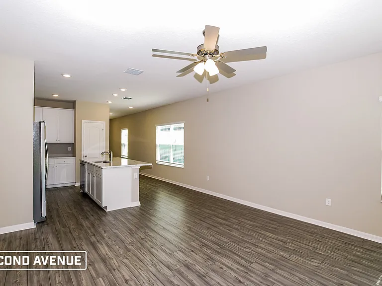 512 Falcon Ridge Rd — Photo 5
