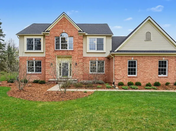 3891 Warren Ct, Ann Arbor, MI 48105