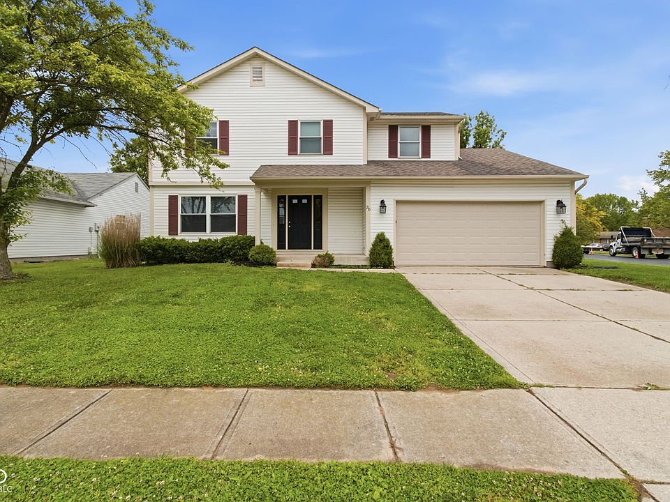 1st image of 30 Lake Dr N