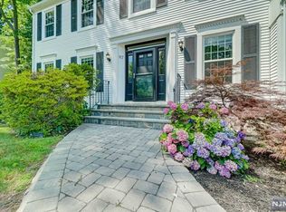 117 Davenport Ave, Cresskill, NJ 07626