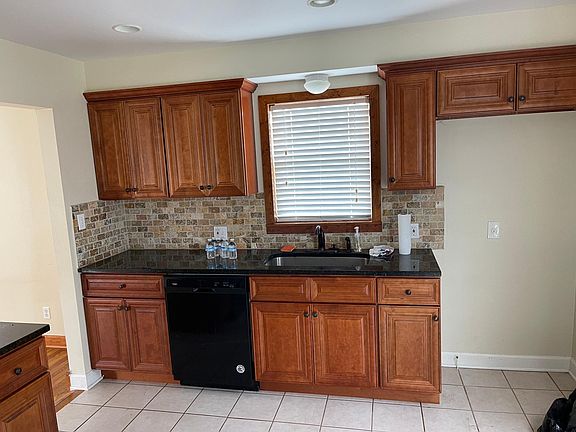 4th image of 3931 Orchard Ln