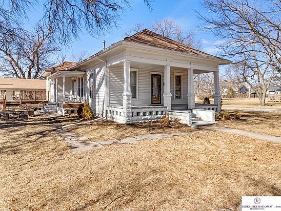 3rd image of 108 N 21st St