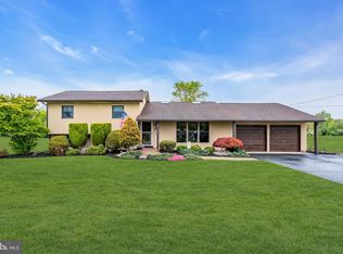 81 Sharon Rd, Robbinsville, NJ 08691