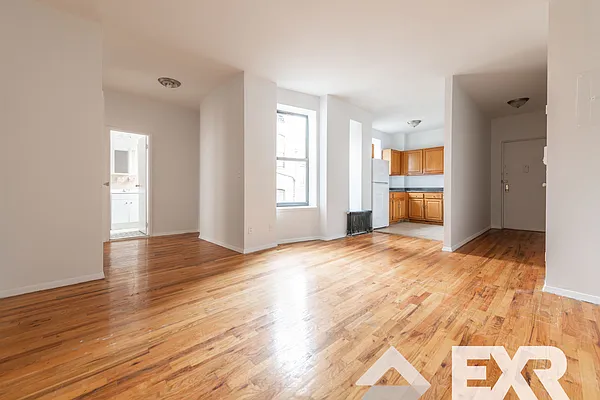 Rented by EXR | media 8